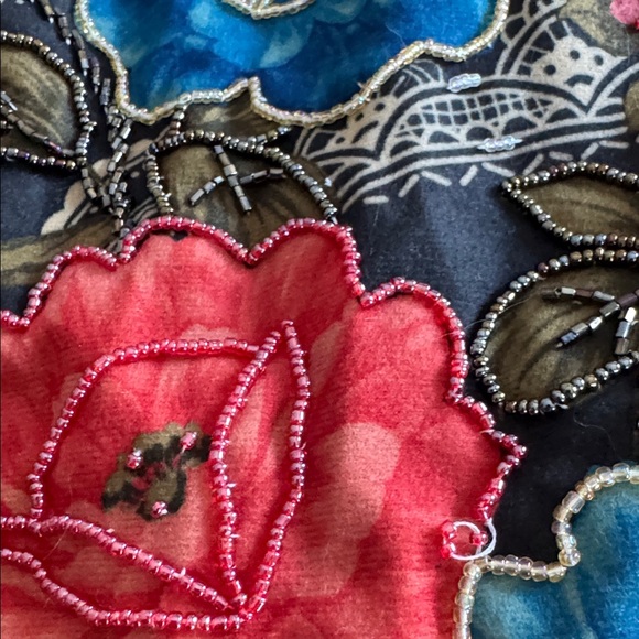 FLORAL BEADED BAG - Picture 3 of 7